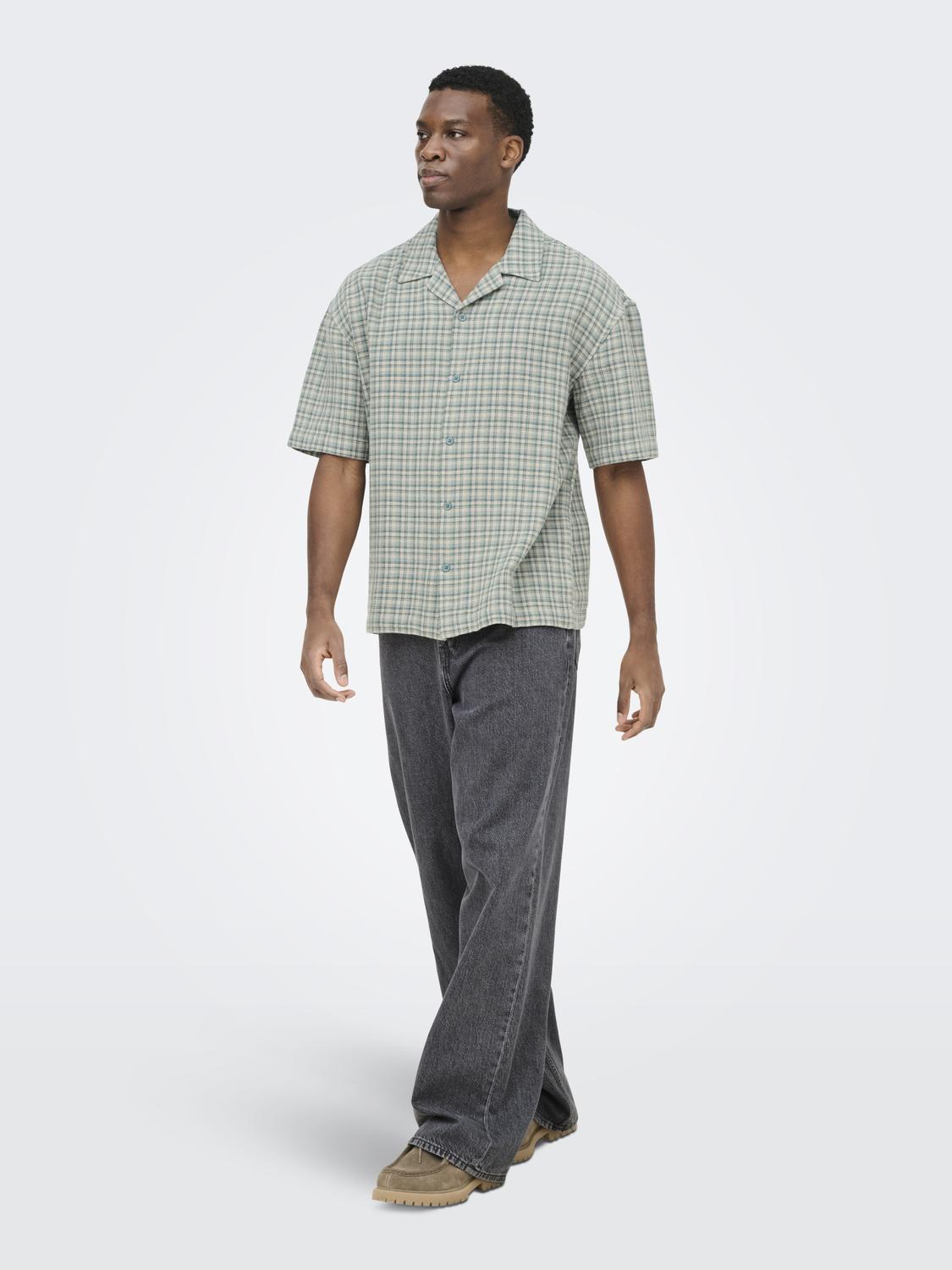 model_shot-front_full